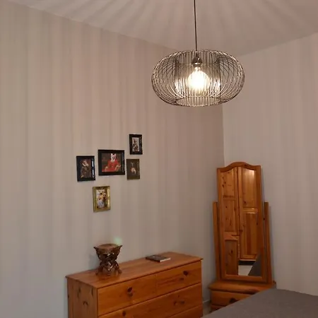 Bora Court منزل للإقامة *