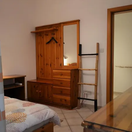 Homestay Bora Court Marsaskala